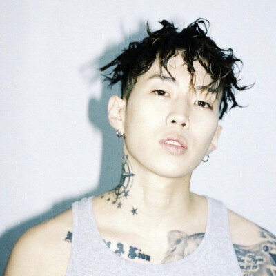 真人男生头像 ｜ 高清男头 ｜ 拿图点赞
Jay Park 朴宰范 .
童颜男友 ​​​