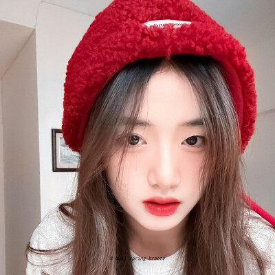 ➻胡馨尹╎▵小红帽▿