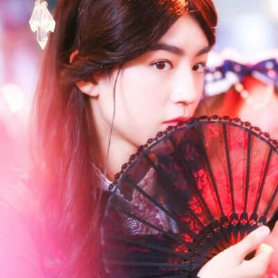 帅气的王俊凯！
