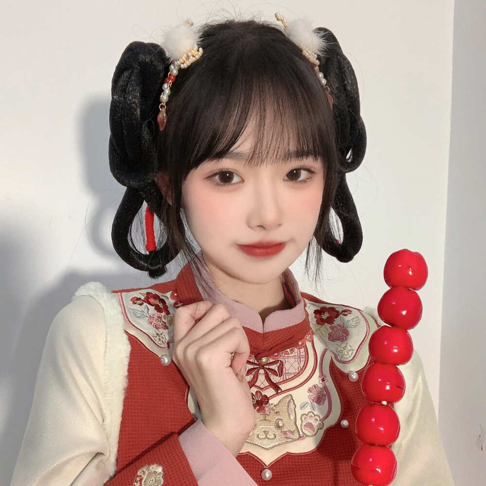 新年女头