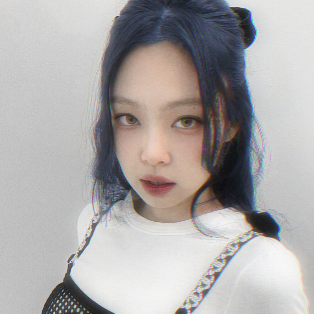 
蝶（プリンセス）+ JENNIE KIM