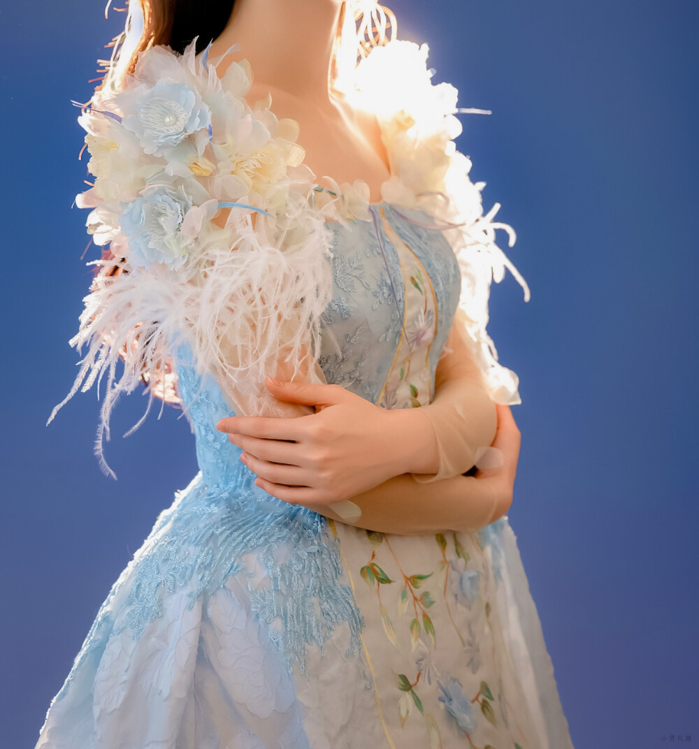 花间仙子，雪落无痕