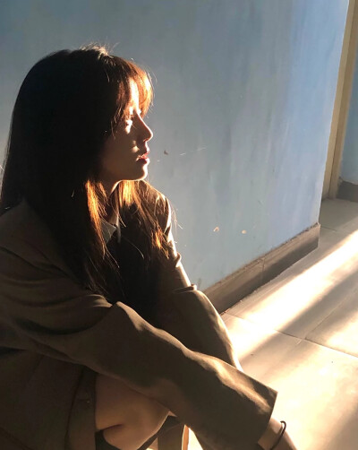 该换头像了 女生头像
记得点赞和收藏哦（礼貌拿图）