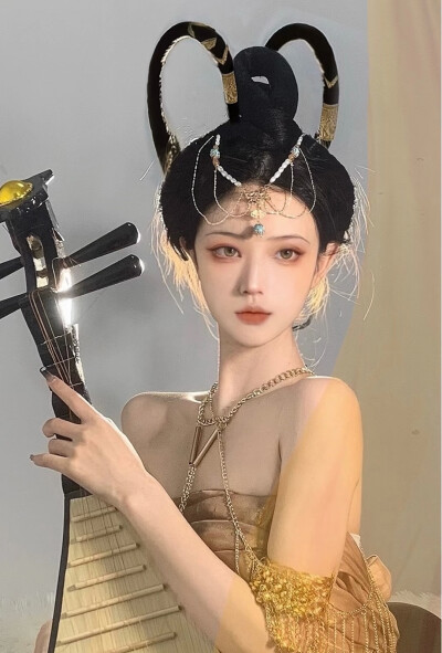 该换头像了 女生头像
记得点赞和收藏哦（礼貌拿图）