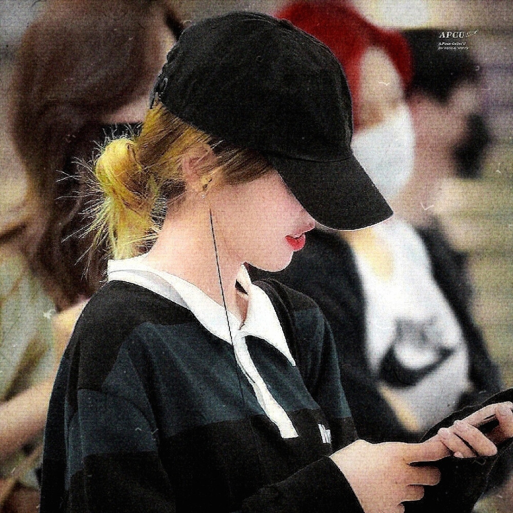 情歌听不腻 / / 单曲循环 