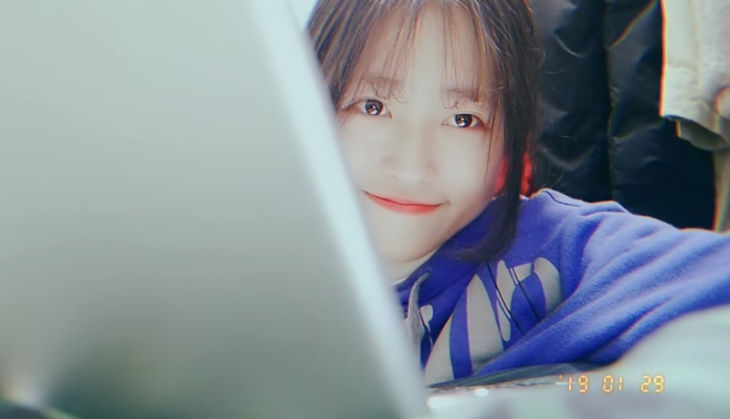 @任万万万