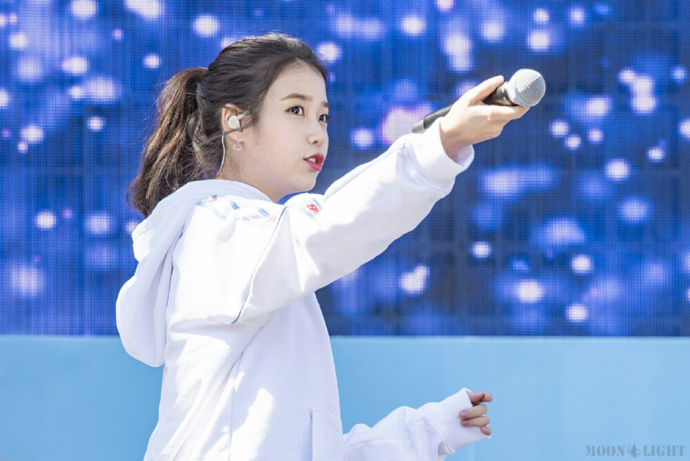 iu可二改
cr.moonlight_iu