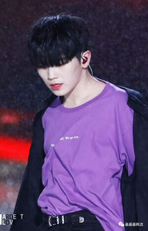 李知勋WOOZI