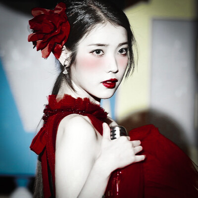 _愛在溫柔里成長 蔓延至我的靈魂_
#IU#