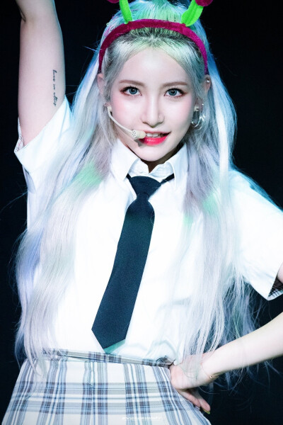 BIAN碧安
刘知媛
©logo ​​​