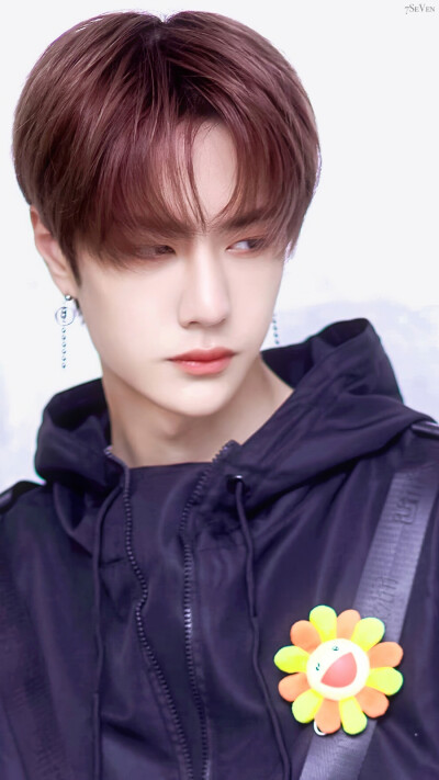 ♕帅到失语♛ cr:logo