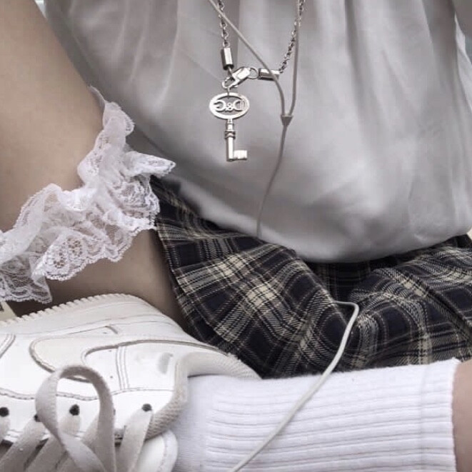 ⁡
廾
⁡