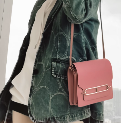 新的一年出现一下