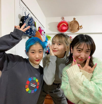 平井桃 Momo TWICE