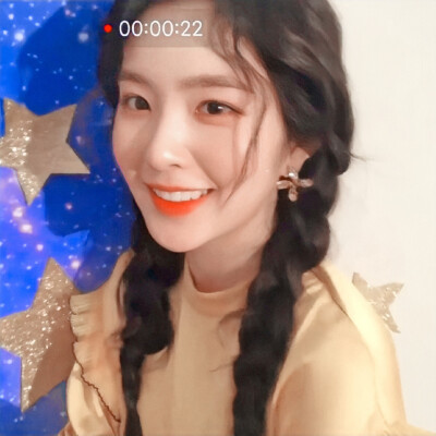 ◎裴珠泫
“辨认我的风格找出我的艺术”
原wb：Milrokosmos_5