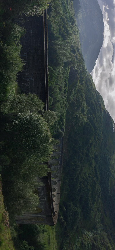 “找不到答案的时候 就去看一看这个世界”
highland, Scotland
by.@小皮筋百货店