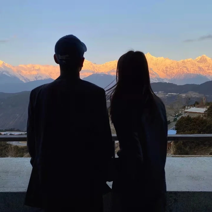 情头
二传@安额额额子