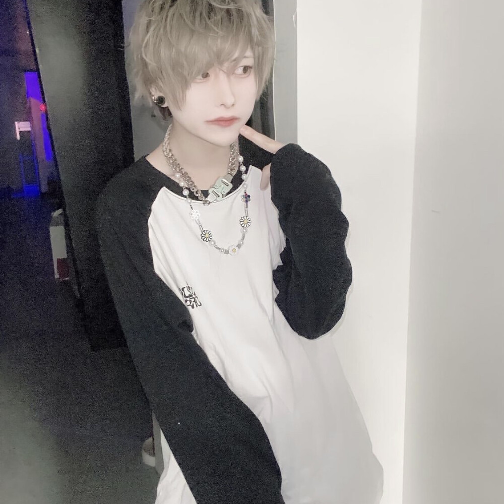 能开心的话当笨蛋也没关系