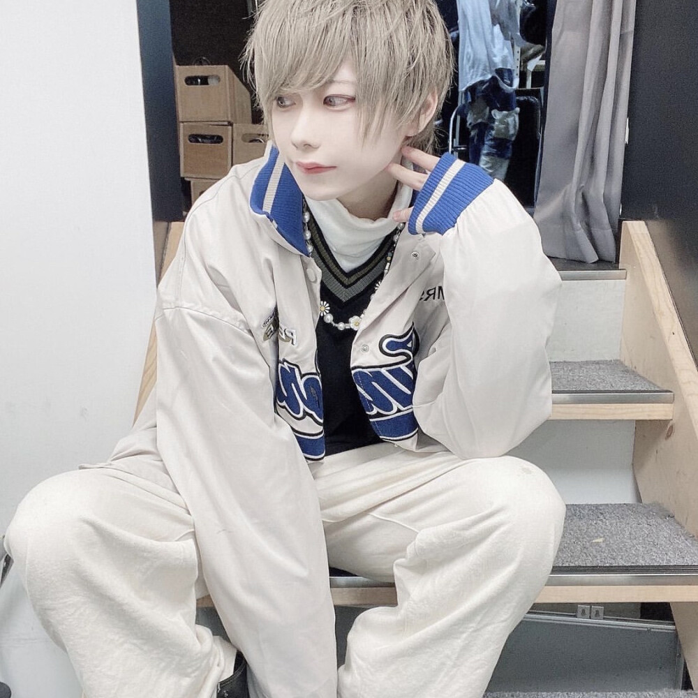 能开心的话当笨蛋也没关系