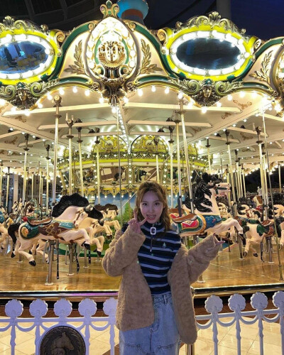林娜琏 TWICE