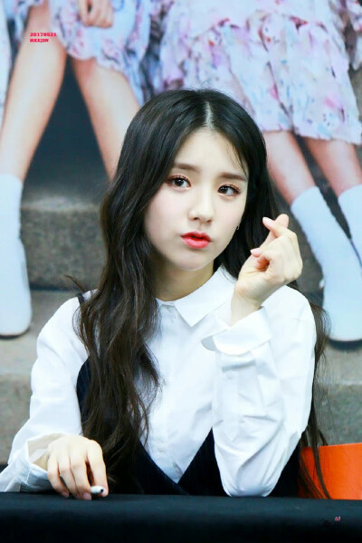 标heejin_day