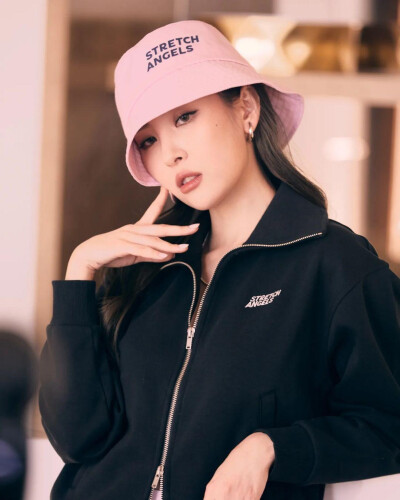 SUNMI 李宣美