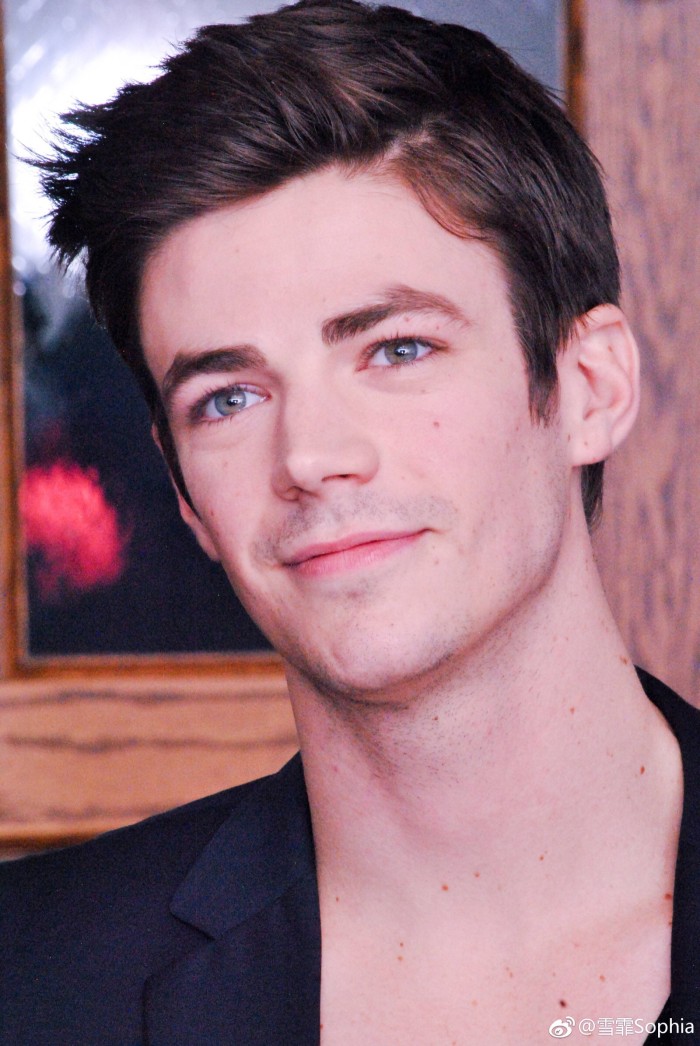 闪电侠/巴里艾伦/barry allen/格兰特古斯汀/
Grant Gustin/美剧闪电侠/the falsh/The Flash
