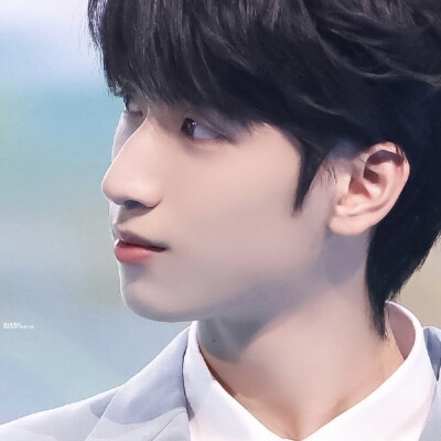 乘着风也飘向你