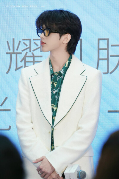 蔡徐坤 22.02.18 CPB站台
cr.北纬82｜蔡徐坤/不夏之夏｜蔡徐坤