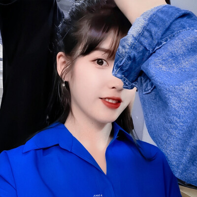 *IU
