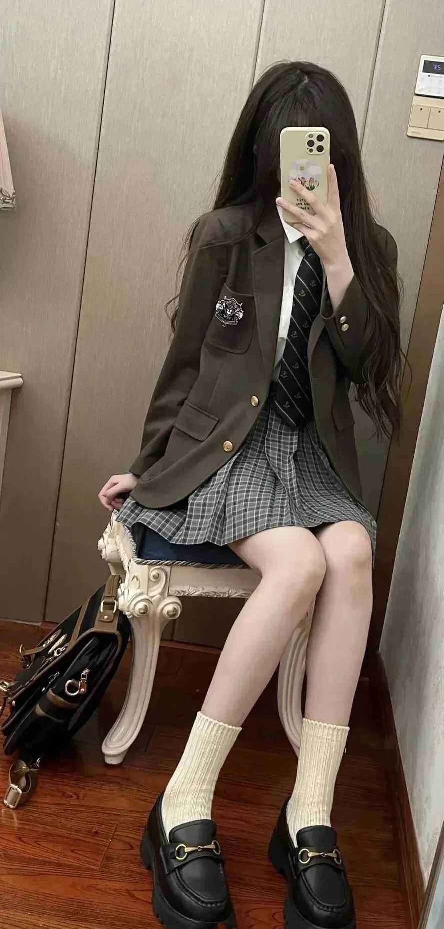 好看不二传背景图