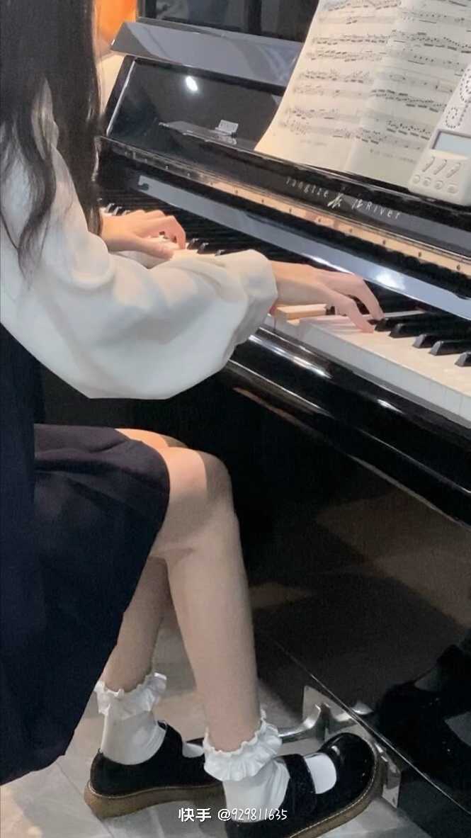不二传背景图