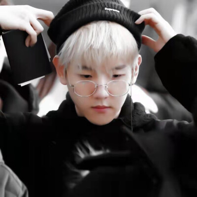 
温习着你一字一句说的情话 你在哪