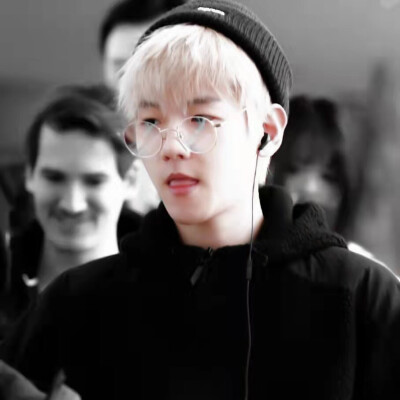 
温习着你一字一句说的情话 你在哪