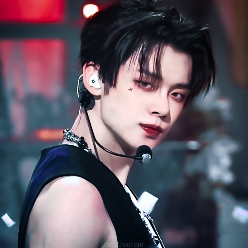 崔然竣
“蝴蝶会为你而着魔吗”