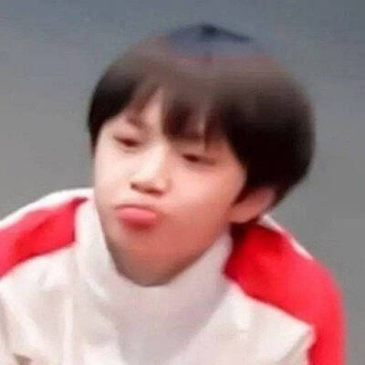 分享一组小丸子时期的表情包（可爱死了，吻文是吃可爱多长大的吗）
侵权删❗️