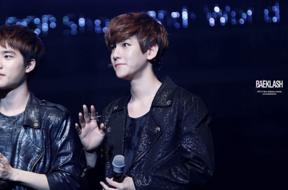 边伯贤/伯贤/beakhyun+你去军队之后，我开始想念和你一起度过的那些年