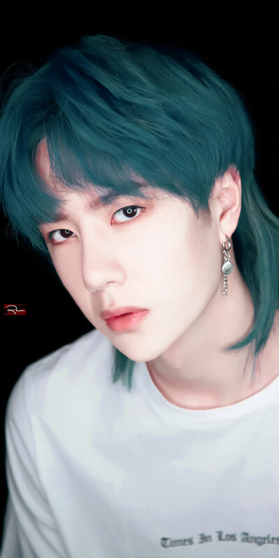 王一博
cr：-Rem·