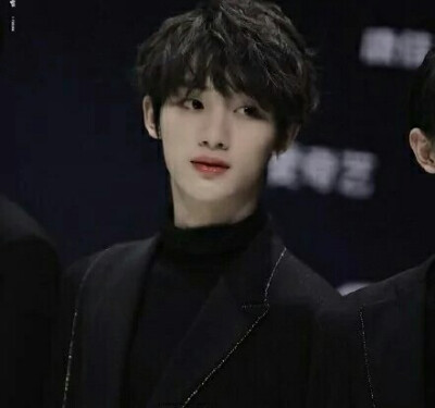 祝咱们丁哥（丁程鑫）生日快乐！天天开心，木有烦恼，没有ss，没有黑粉