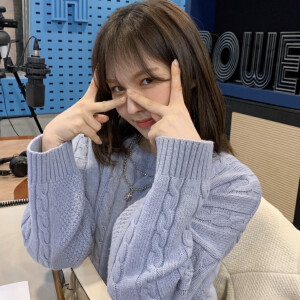 Wendy可二改 不用注
拿图收藏专辑