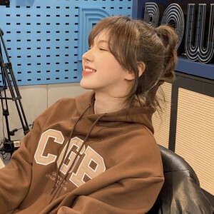 Wendy可二改 不用注
拿图收藏专辑