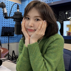 Wendy可二改 不用注
拿图收藏专辑