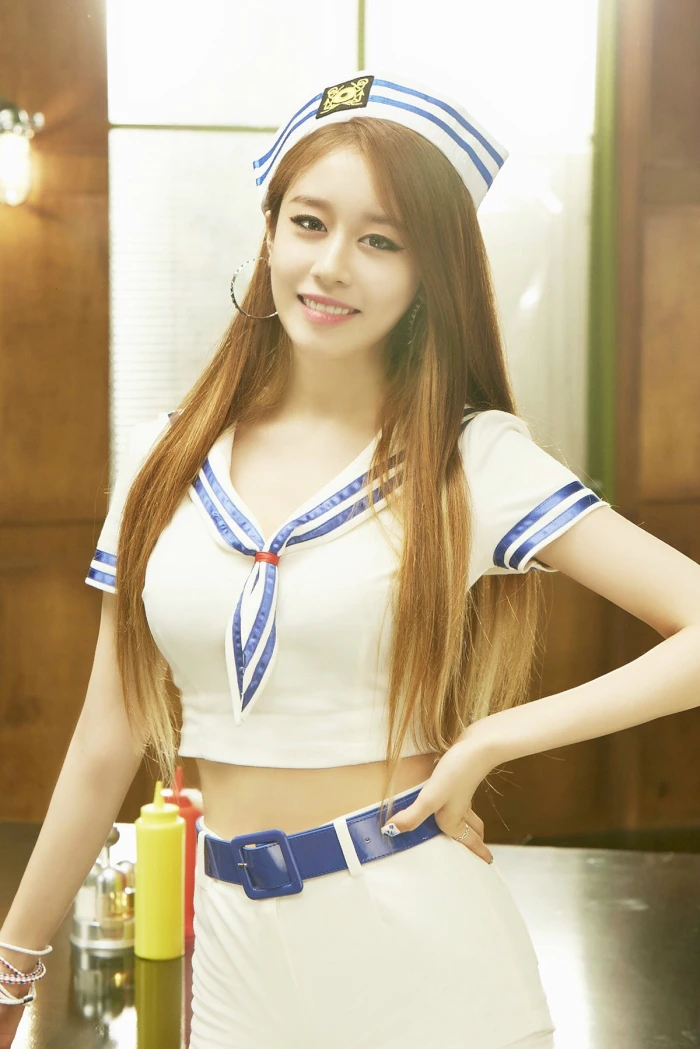 tara完全疯了水手服