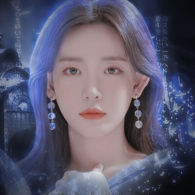 “我不得不假装喜欢月亮，因为太阳不会喜欢我。”
©官图