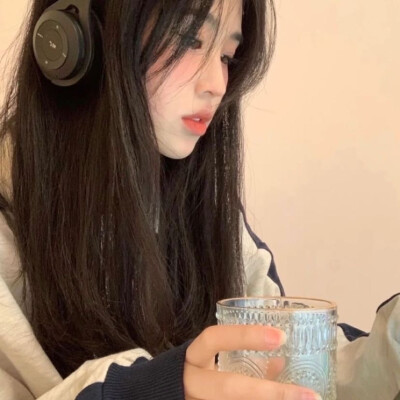 藤井莉娜
