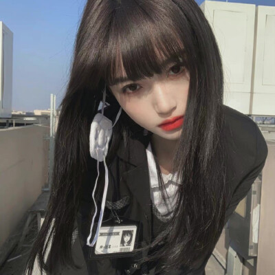 藤井莉娜
