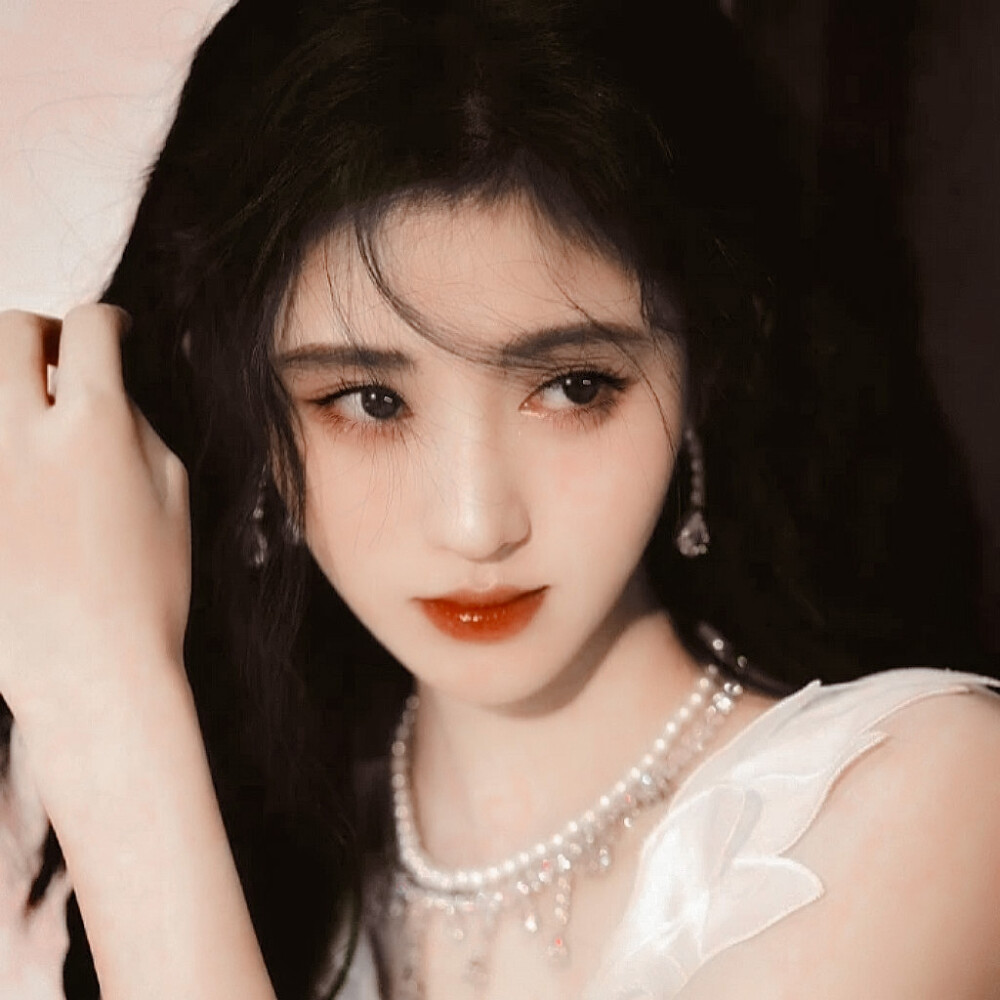 **會重逢嗎。
鞠婧祎。