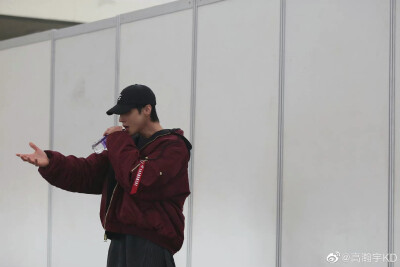 糕糕。禁二传二改。来自微博