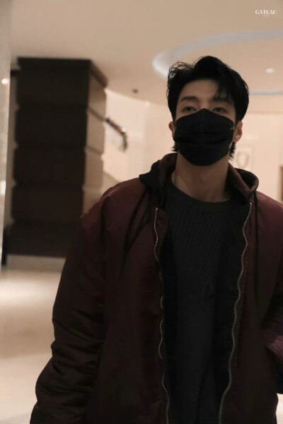 糕糕。禁二传二改。来自微博