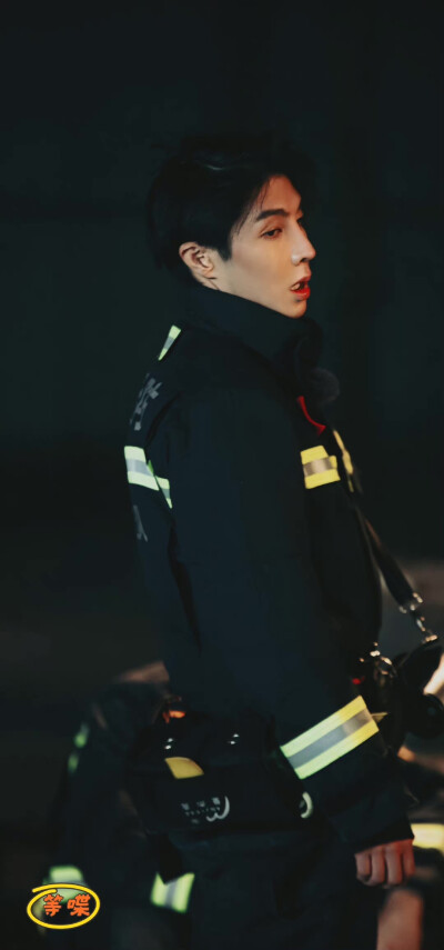 糕糕。禁二传二改。来自微博